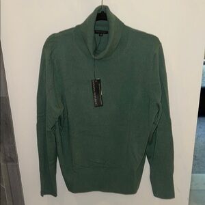 NWT Banana Republic Cashmere Turtleneck